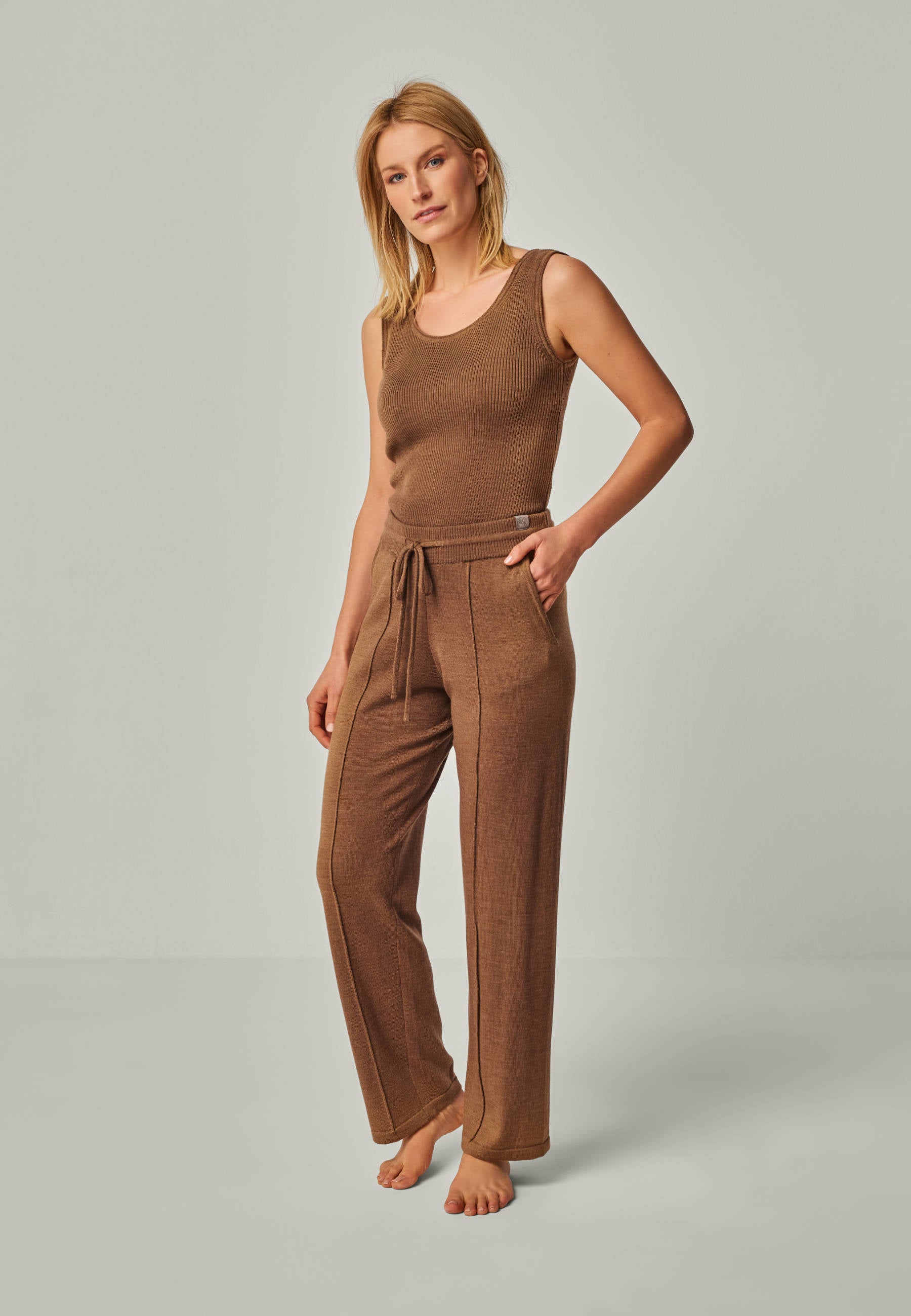 PANTS ELISA - Edle Strickhose mit Biese