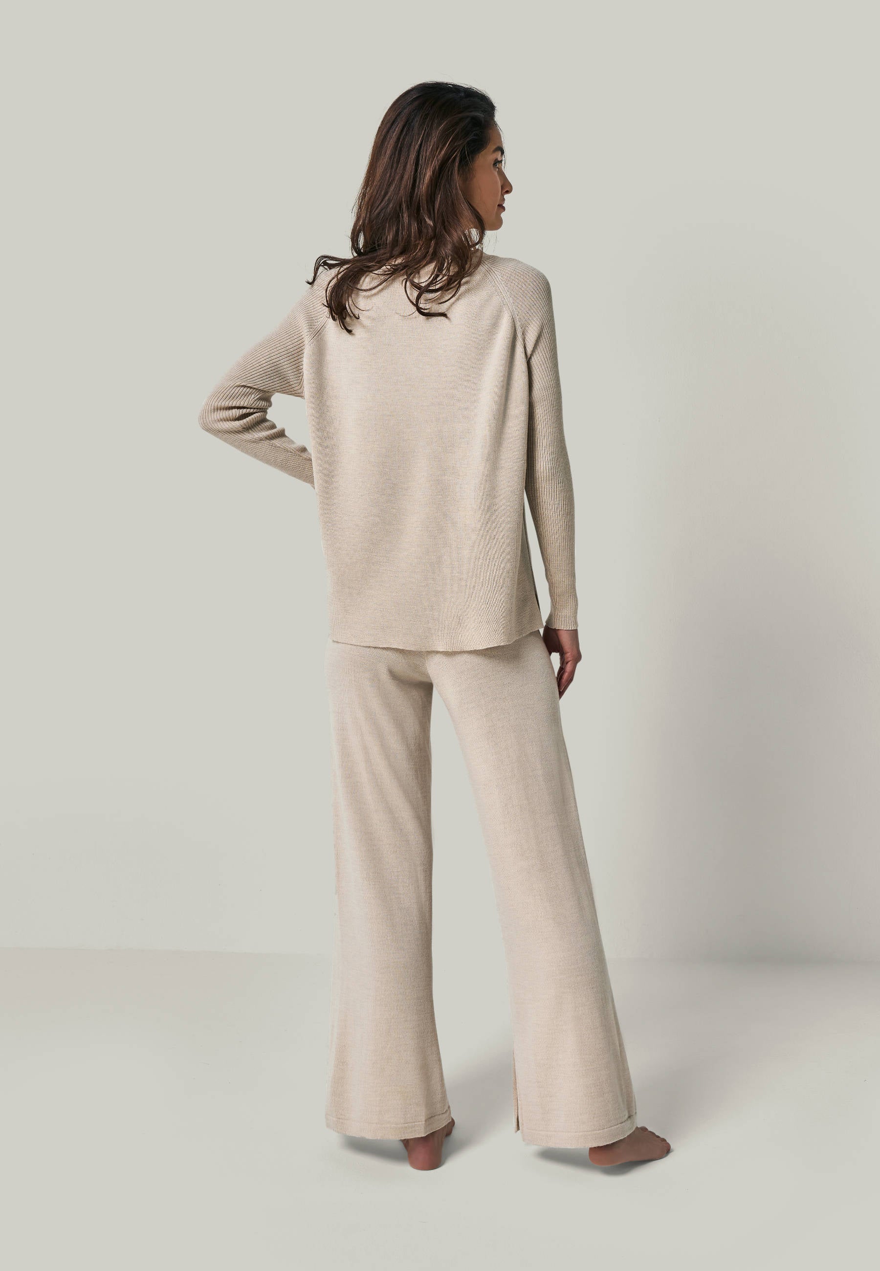 LOUNGEWEAR SET - Pullover Dorina & Pants Bailey