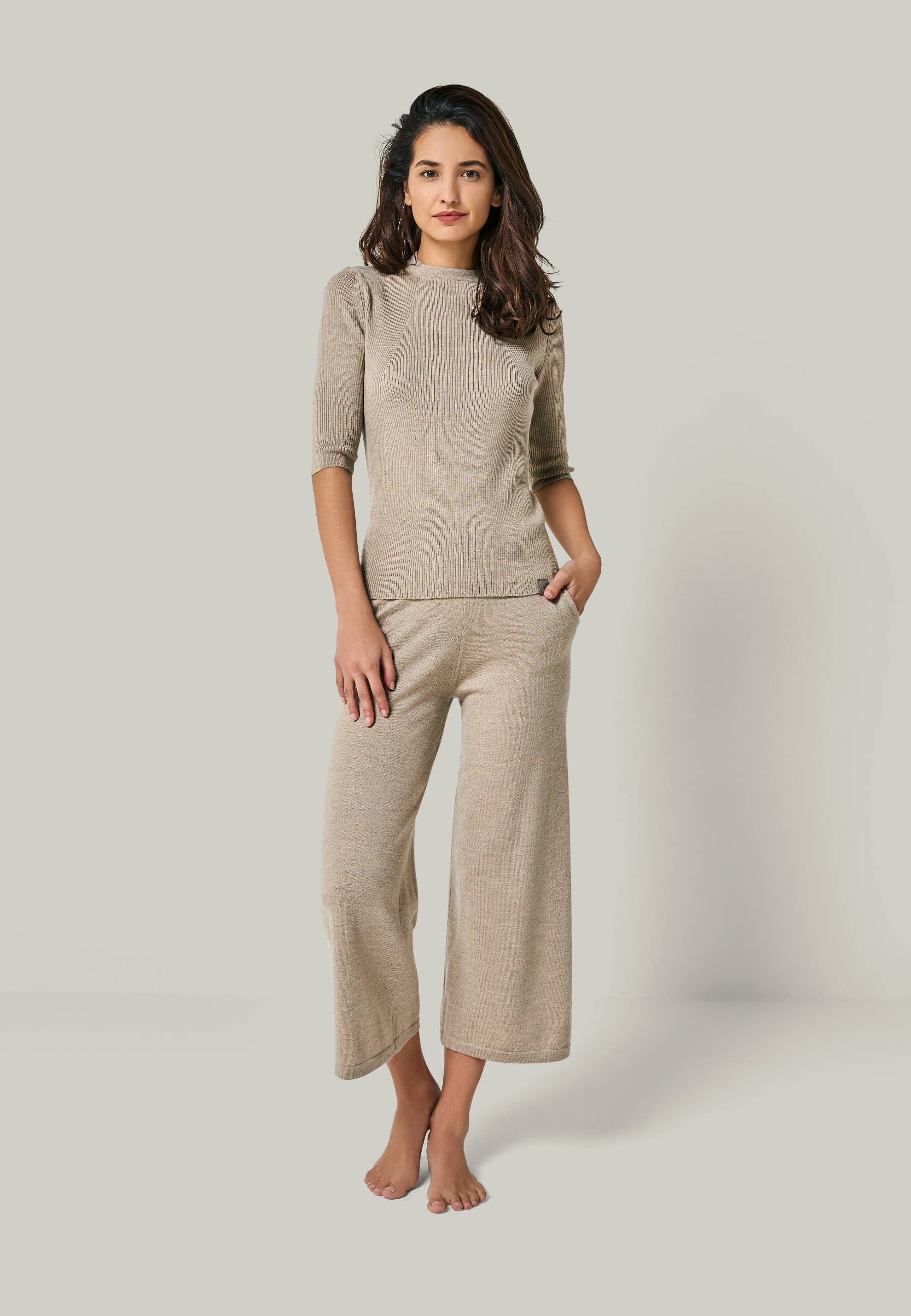 PULLOVER DARIA - Kurzarm Pullover mit Stehkragen