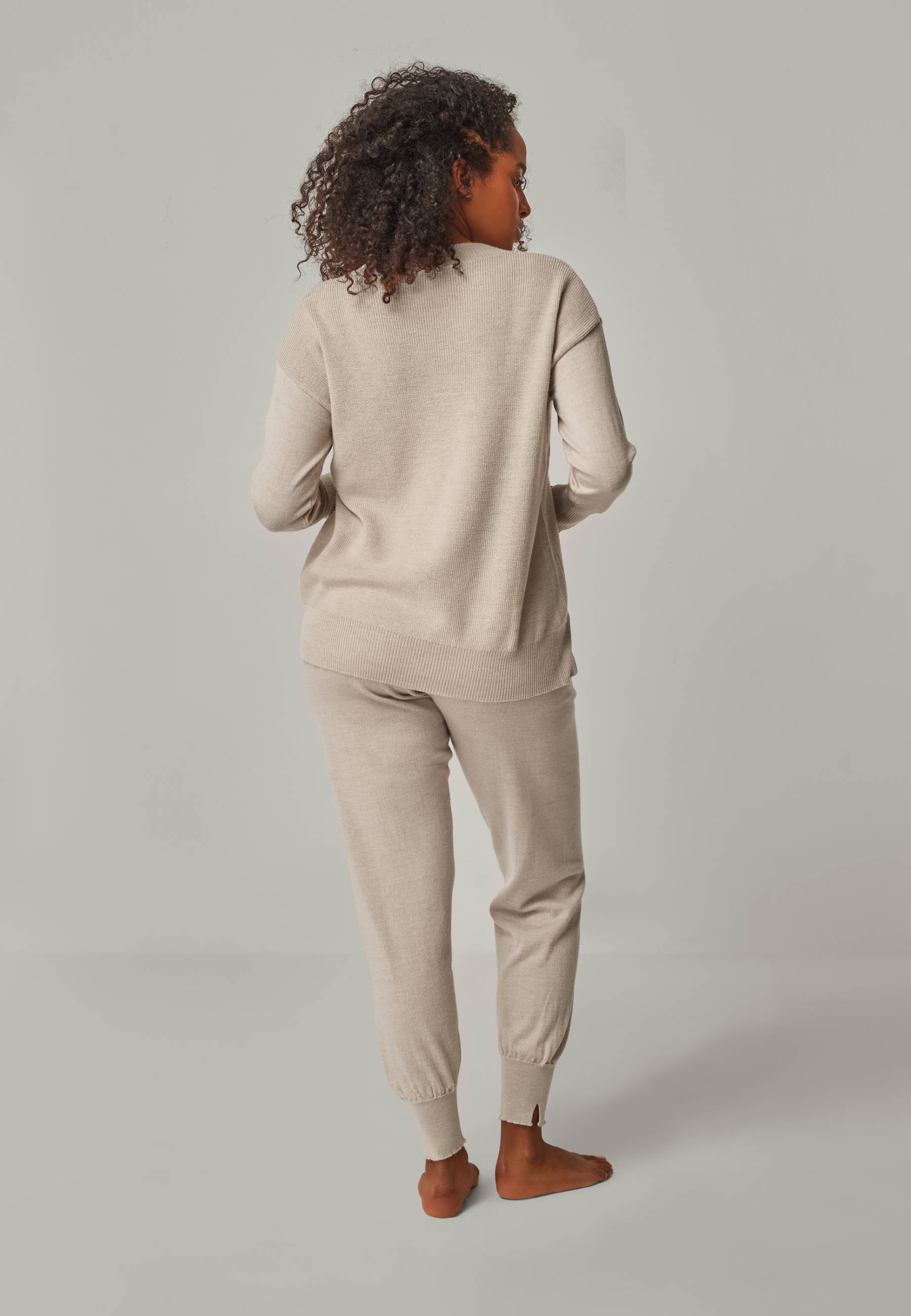 PULLOVER BELLA - Fine knitted roundneck pullover