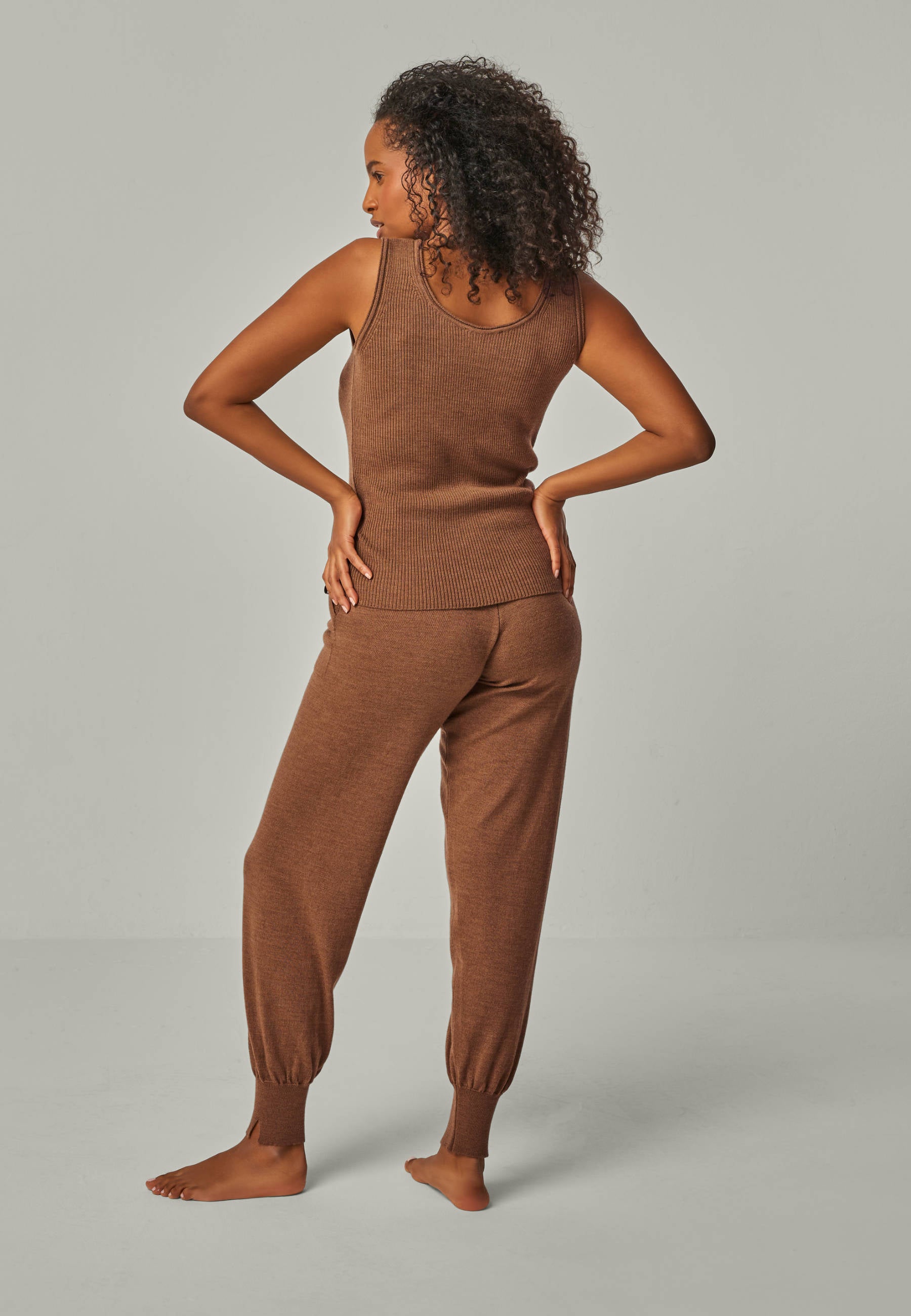 TOP BLOSSOM - Geripptes Merino Top mit Rundhals
