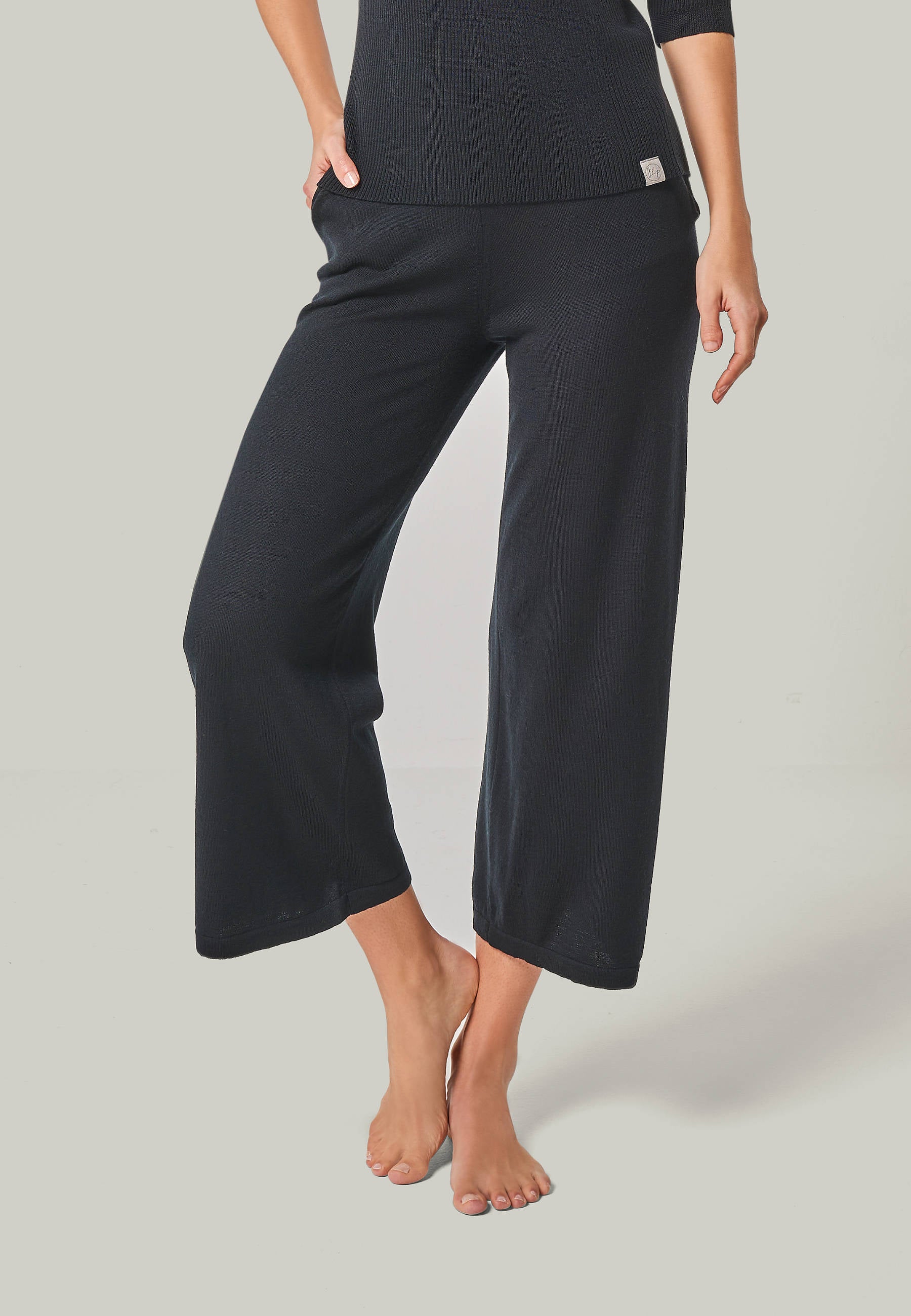 LOUNGEWEAR SET - Pullover Daria & Culotte Dana