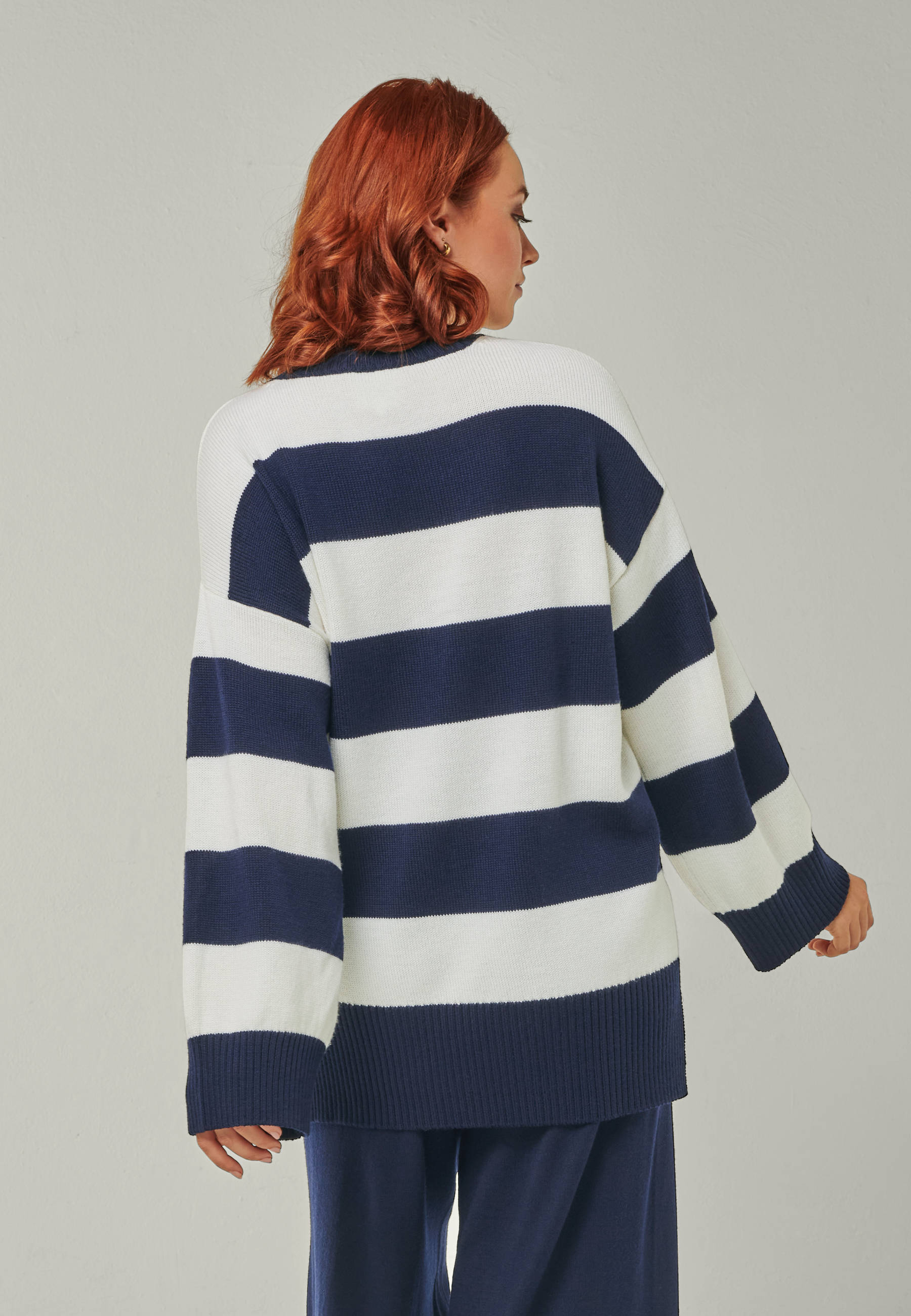 PULLOVER FELIA - Lässiger Blockstreifen Pullover aus Merino