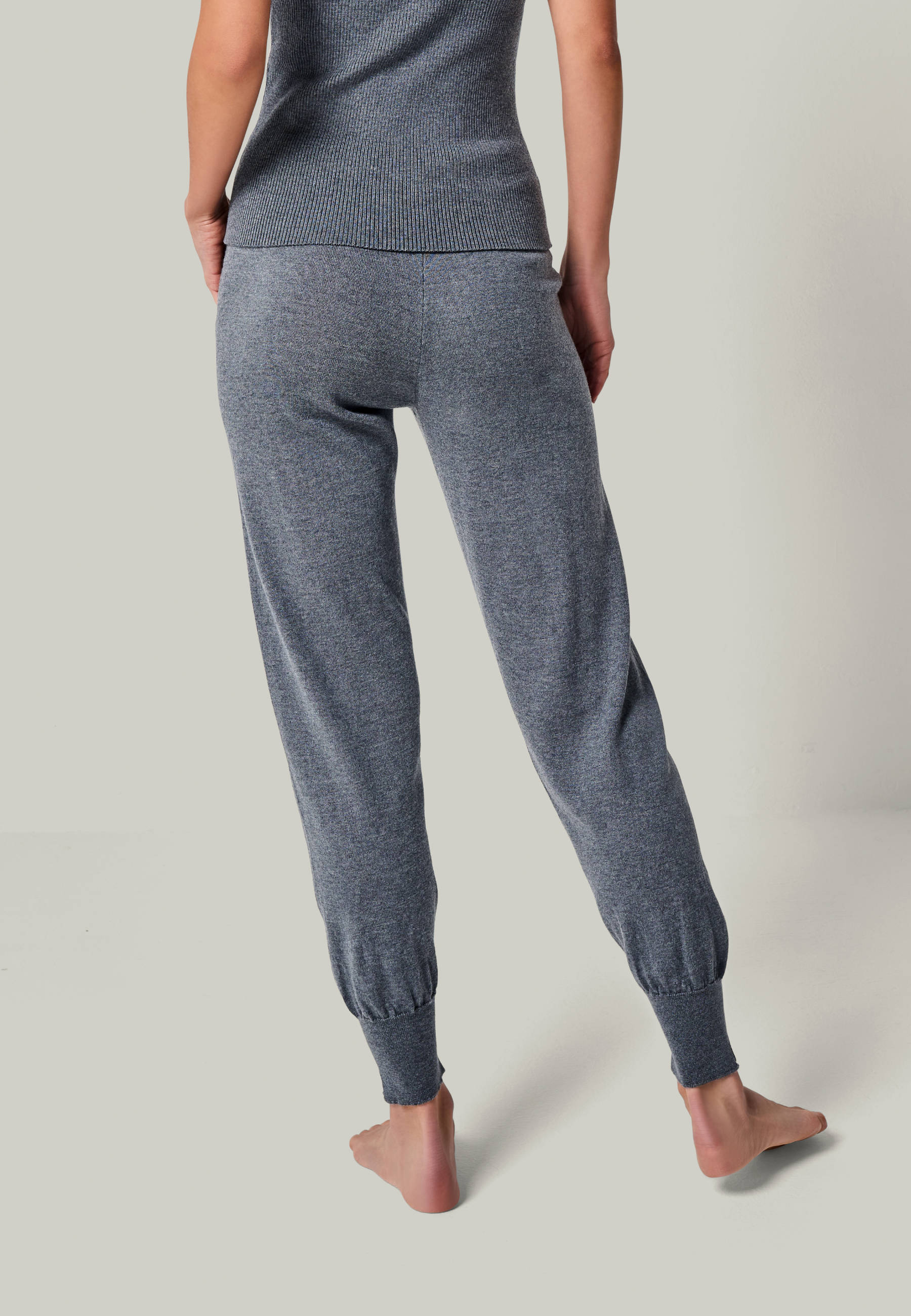 LOUNGEWEAR SET - Pullover Dorina & Pants Bella