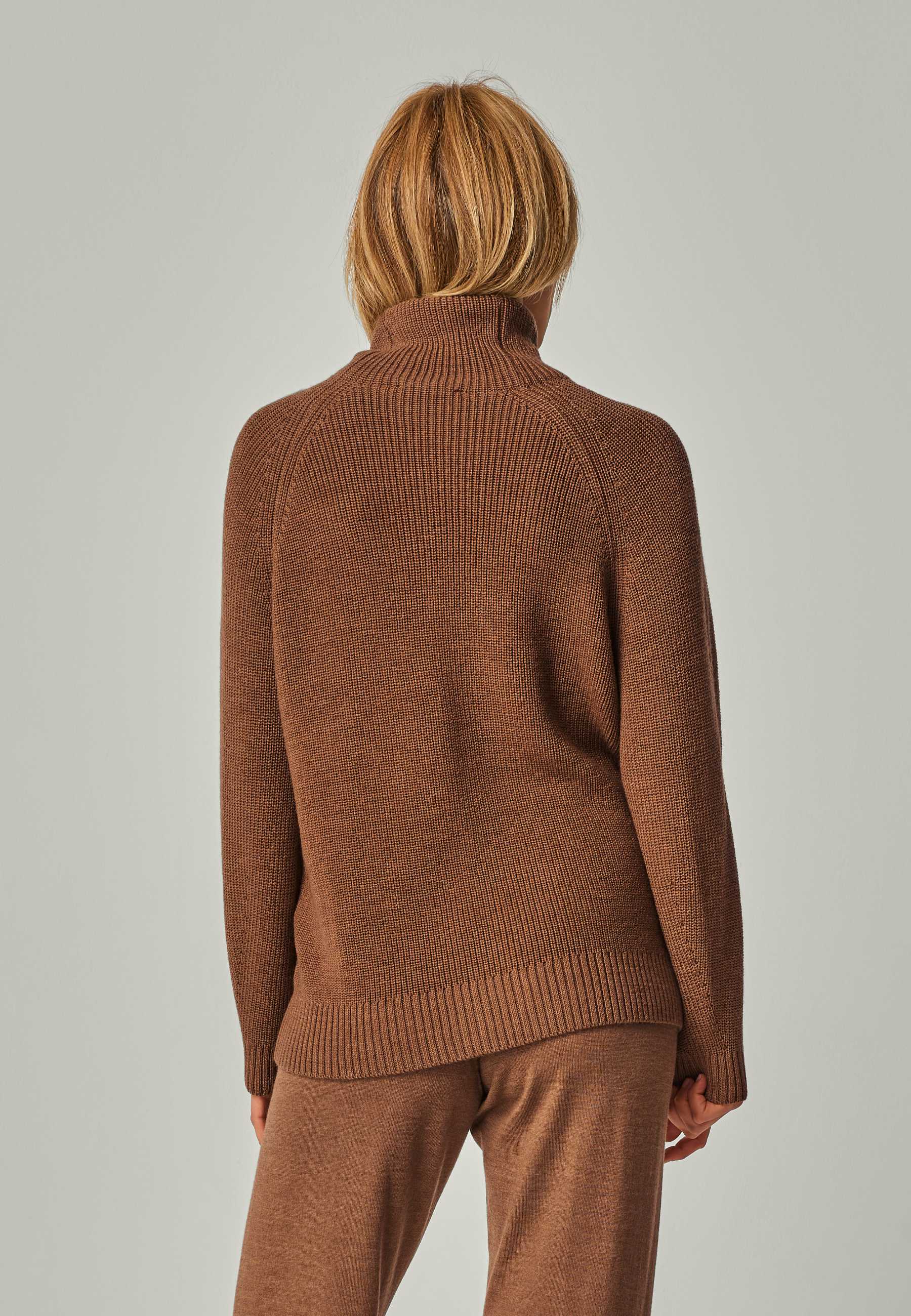 PULLOVER EVE - Stylish mock neck sweater