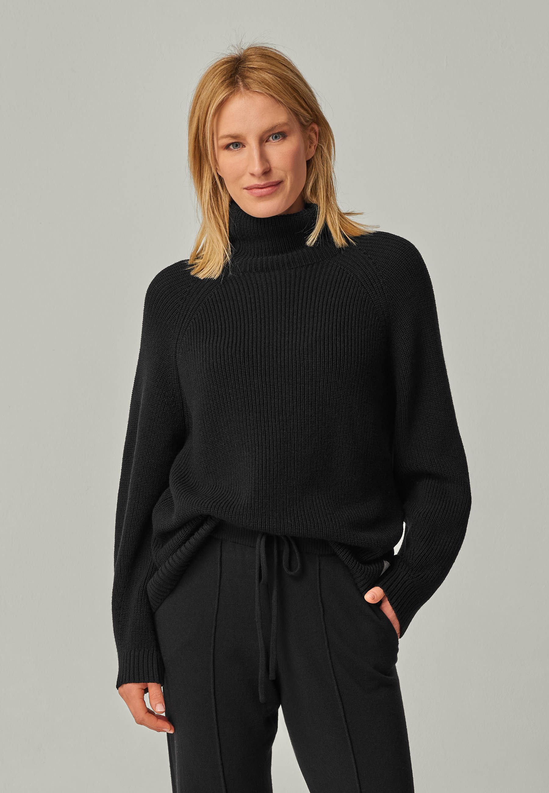 LOUNGEWEAR SET - Pullover Eve & Pants Elisa