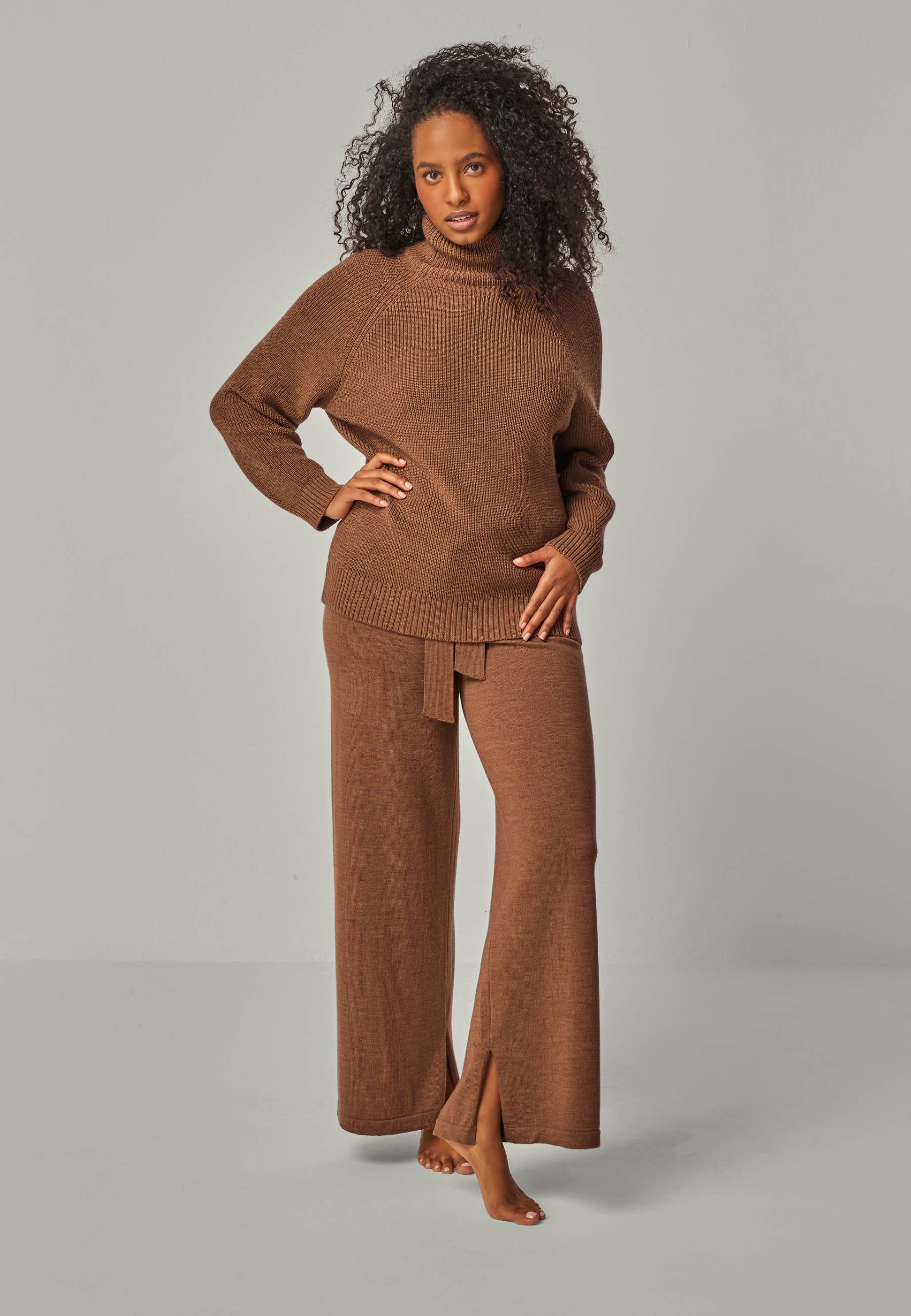 PULLOVER EVE - Stylish mock neck sweater