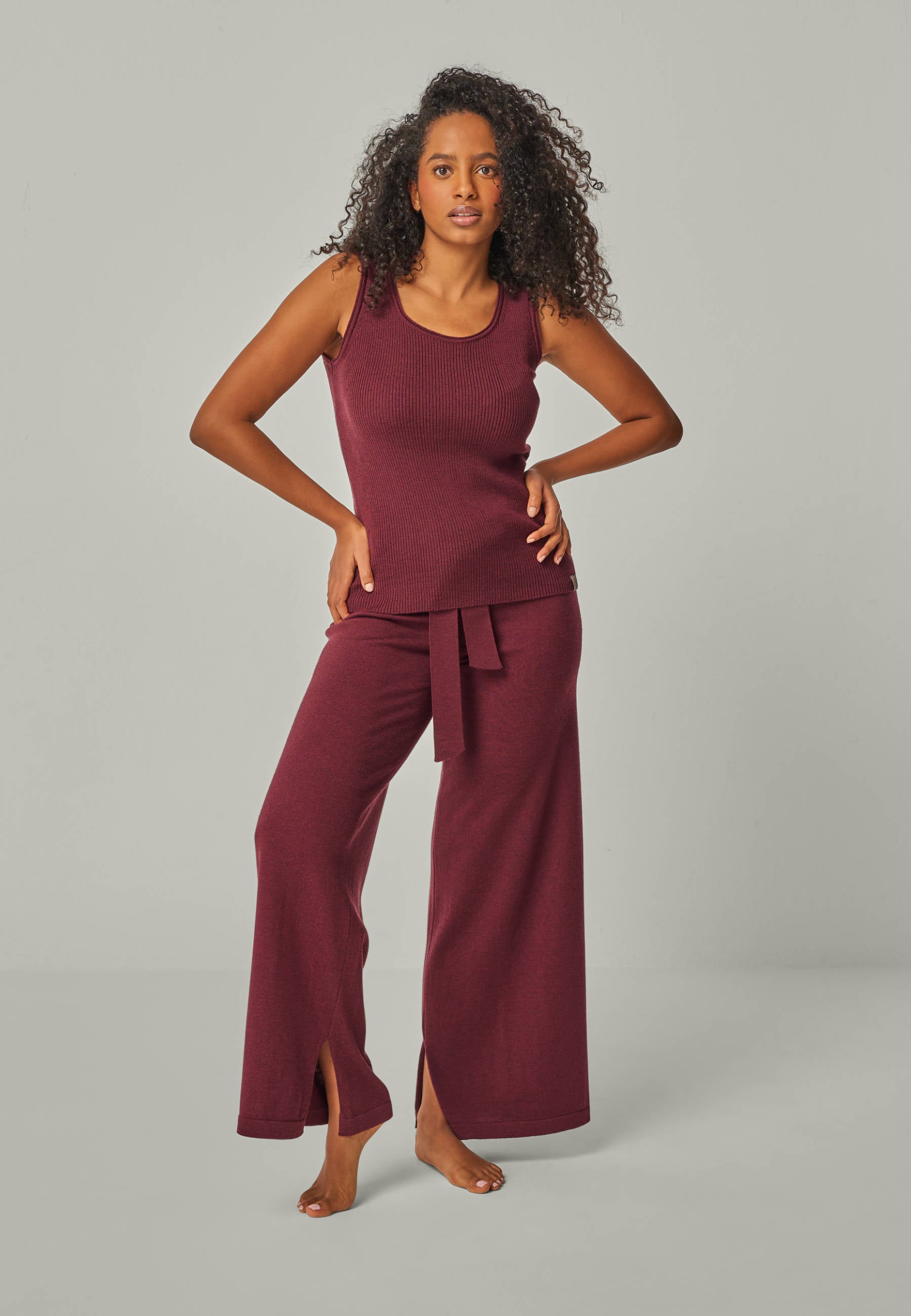 TOP BLOSSOM - Geripptes Merino Top mit Rundhals