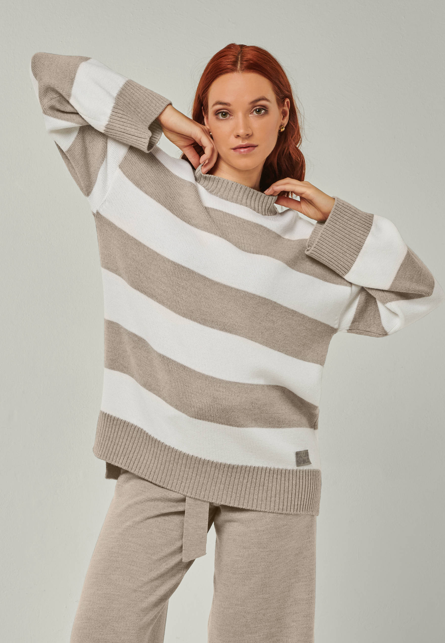 LOUNGEWEAR SET  - Pullover Felia & Pants Bailey
