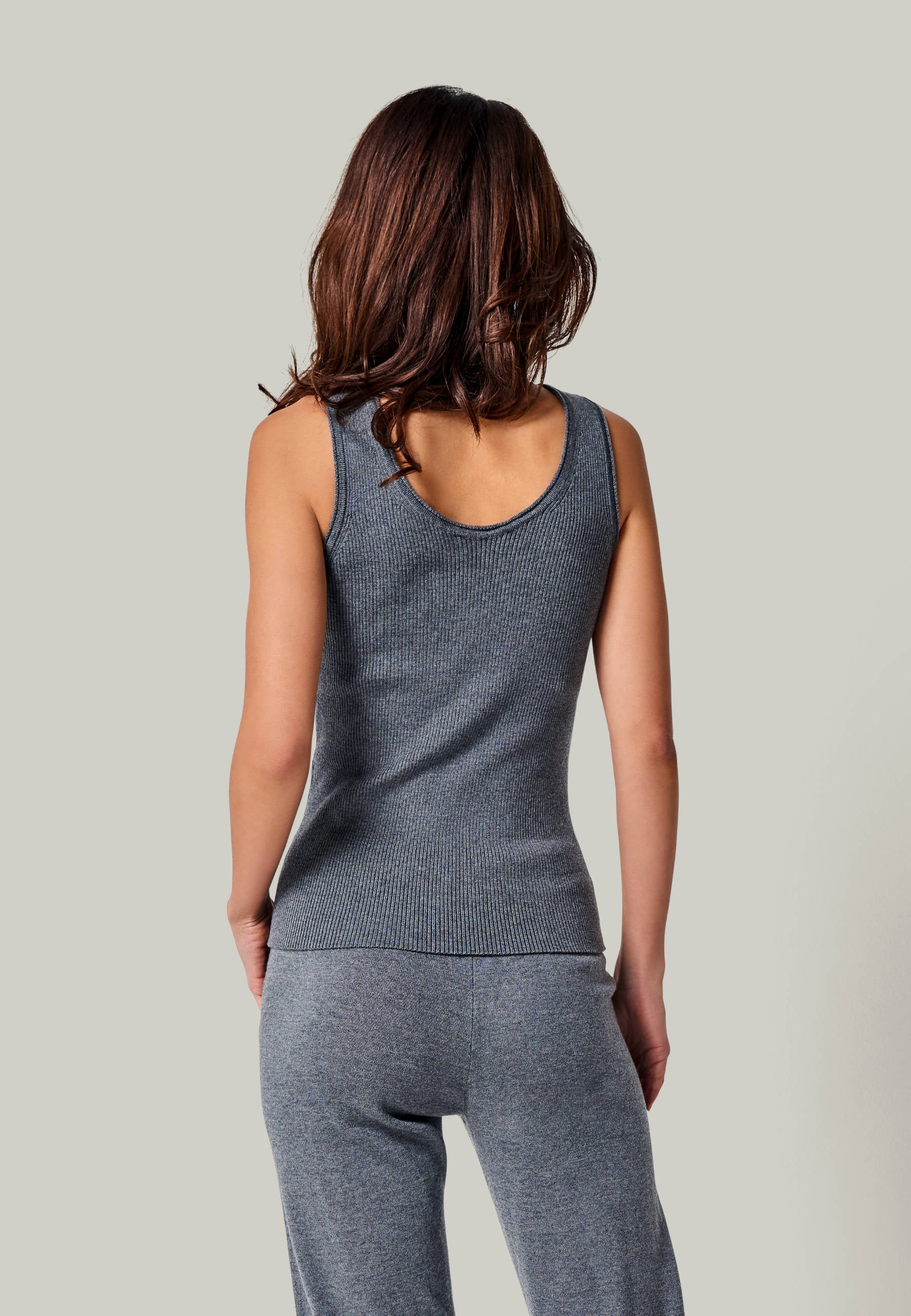 TOP BLOSSOM - Geripptes Merino Top mit Rundhals