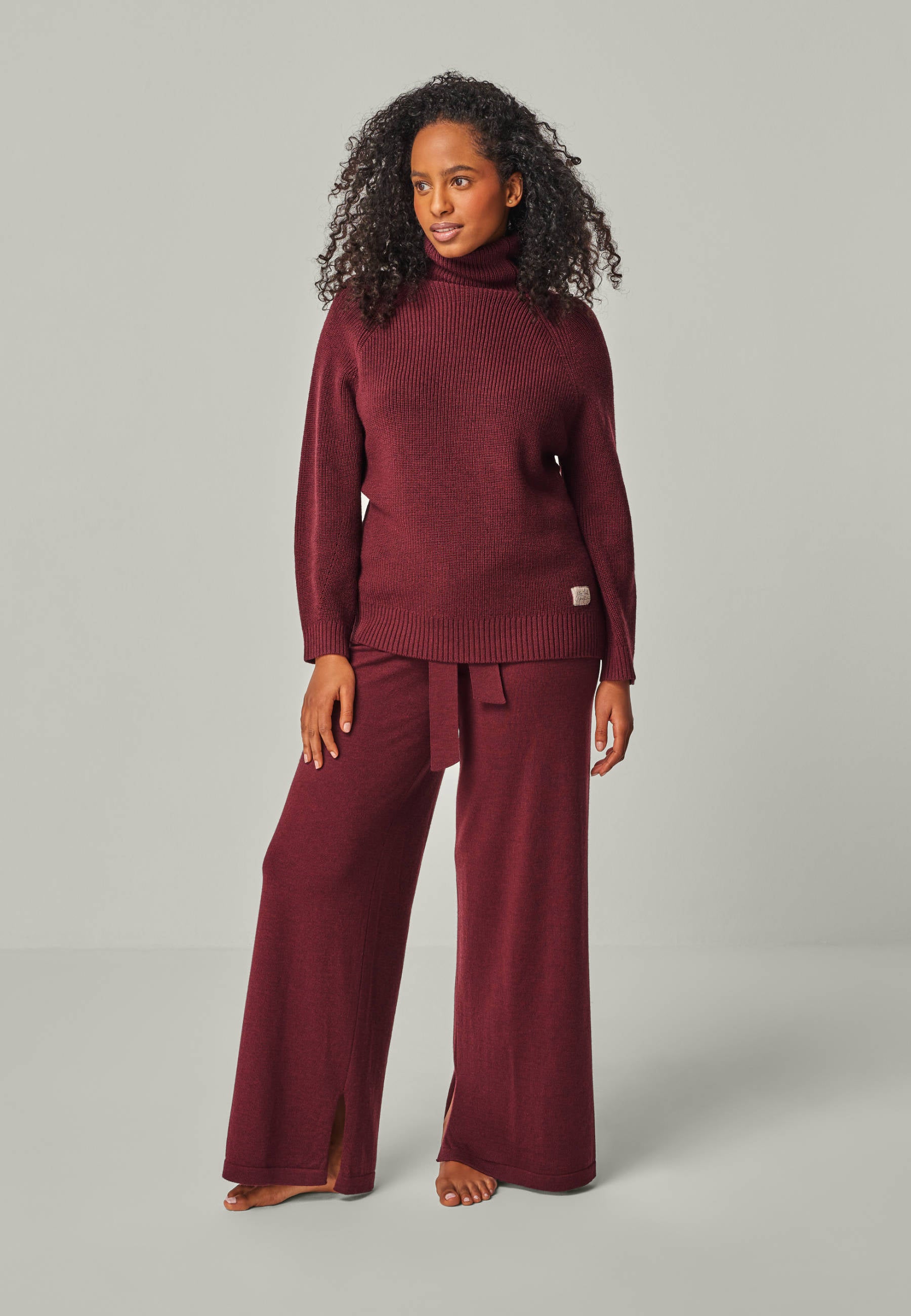 PULLOVER EVE - Stylish mock neck sweater