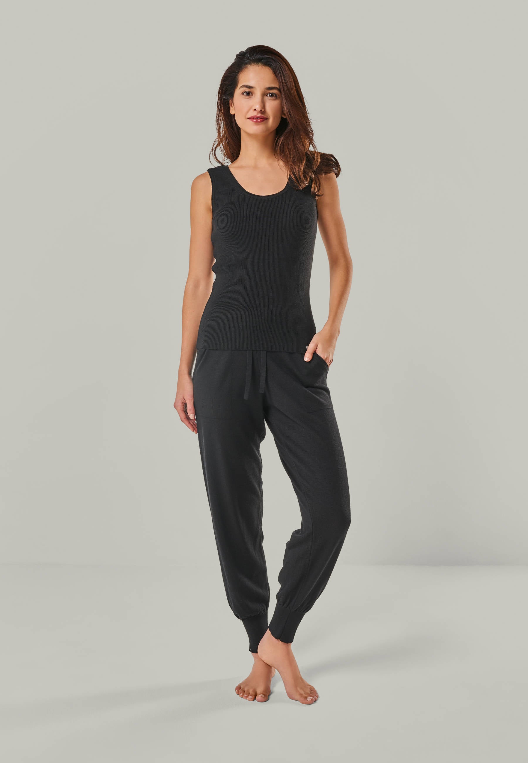 TOP BLOSSOM - Geripptes Merino Top mit Rundhals