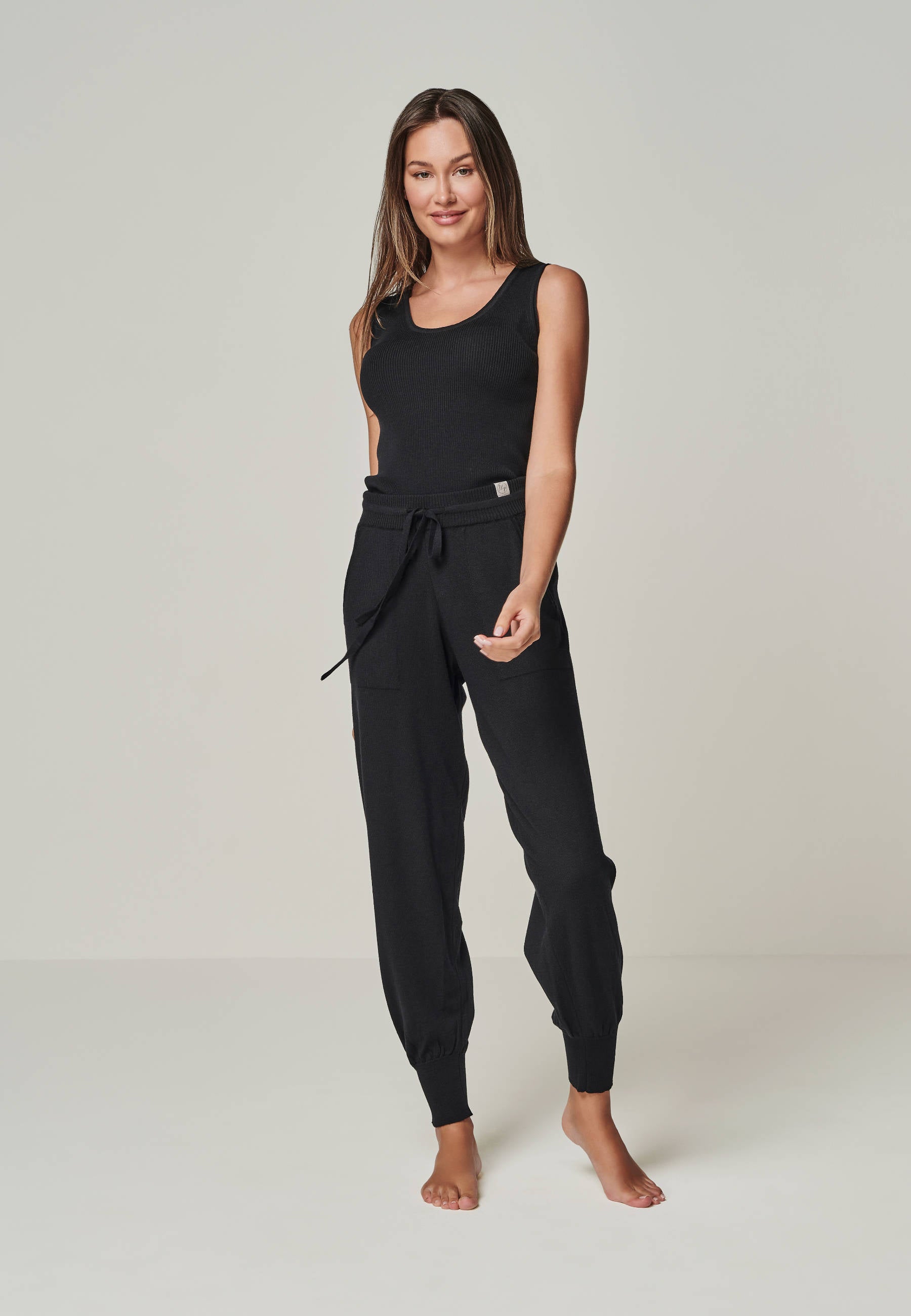 PANTS BELLA - stylish Merino lounge pants with pockets