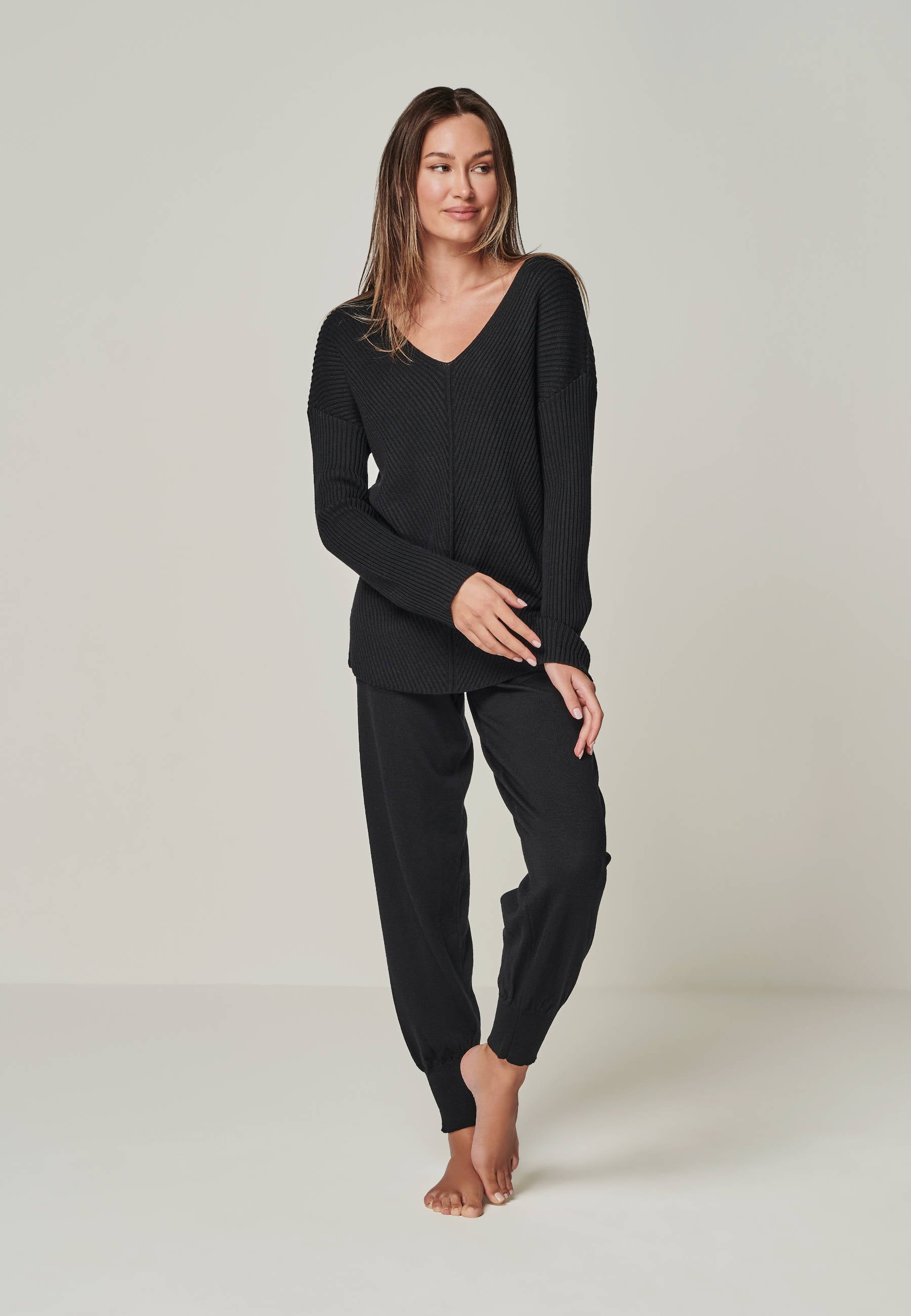 PULLOVER BLOSSOM - Merino knitted pullover V-neck